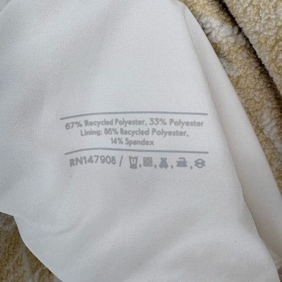 Outdoor Voices Camo PrimoFleece 1/4 Zip Hoodie | Small | White Cloud - Picture 11 of 11